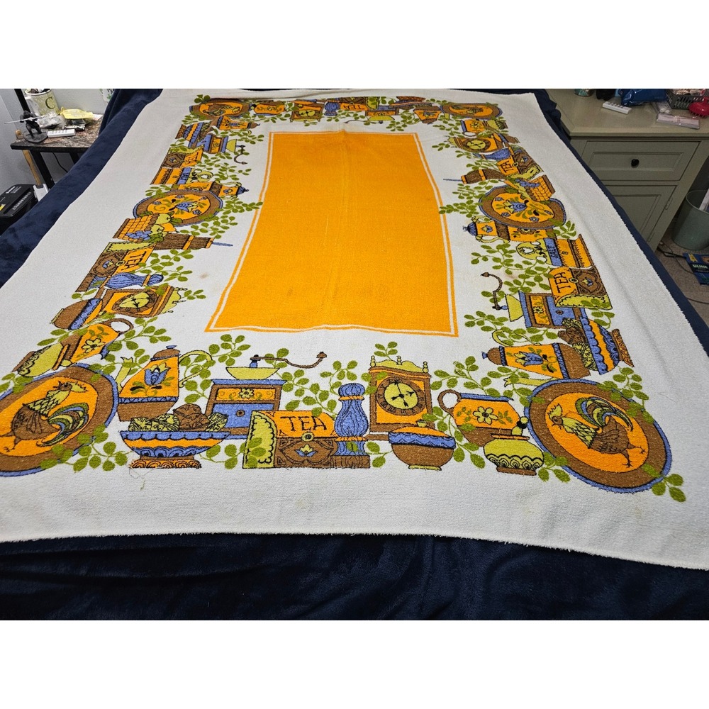 Vintage Mid Century Terry Cloth Tablecloth Rooster Tea Kitchen Orange 63x46